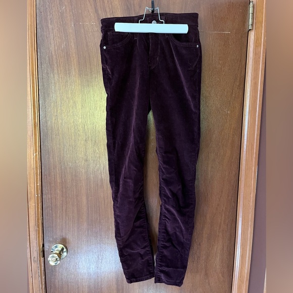 Levi’s burgundy corduroy high rise skinny pants 25 - Picture 2 of 6